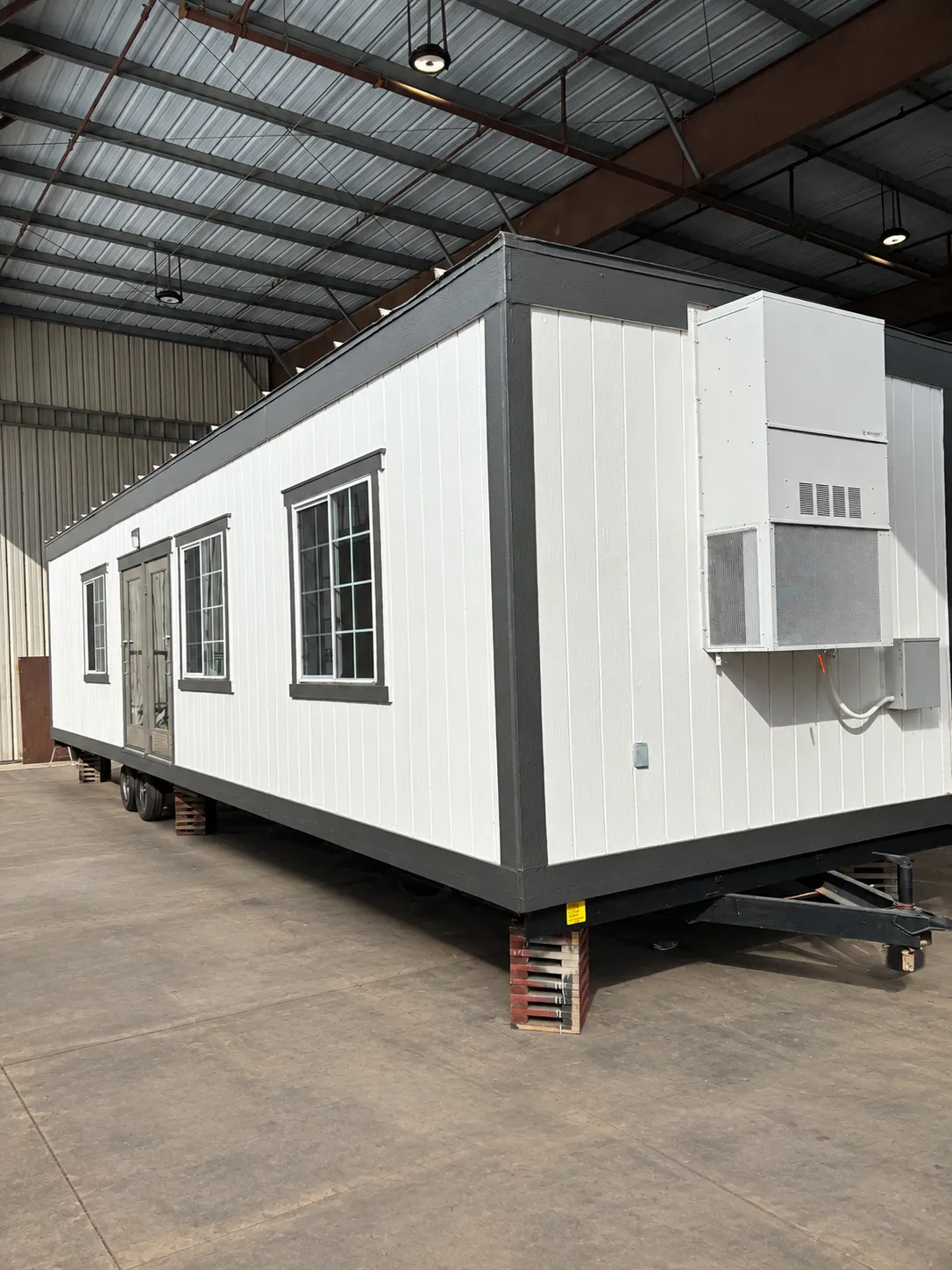 12' x 42' Office image 1