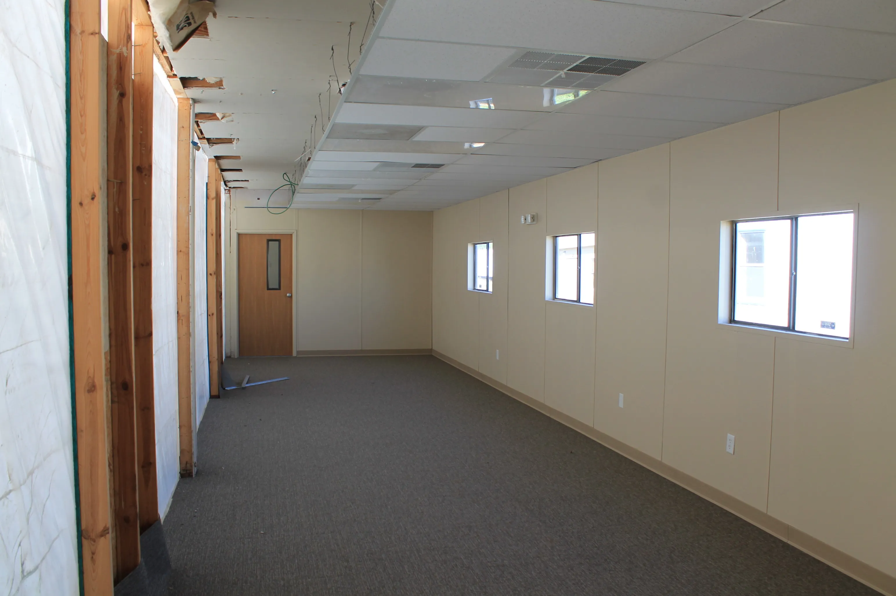 36' x 60' Office image 4