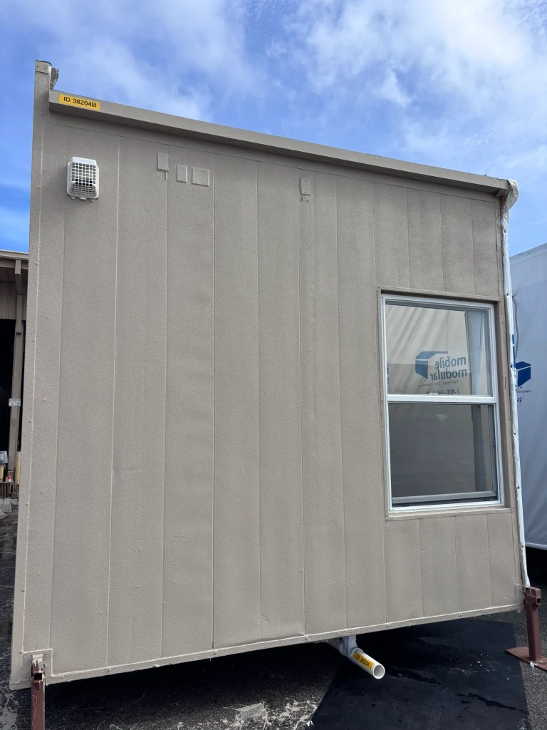 24' x 36' Classroom image 2