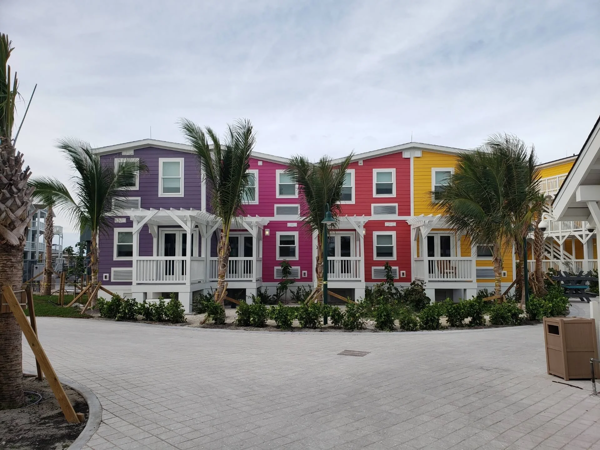 Modular Apartments for Man-Made Island