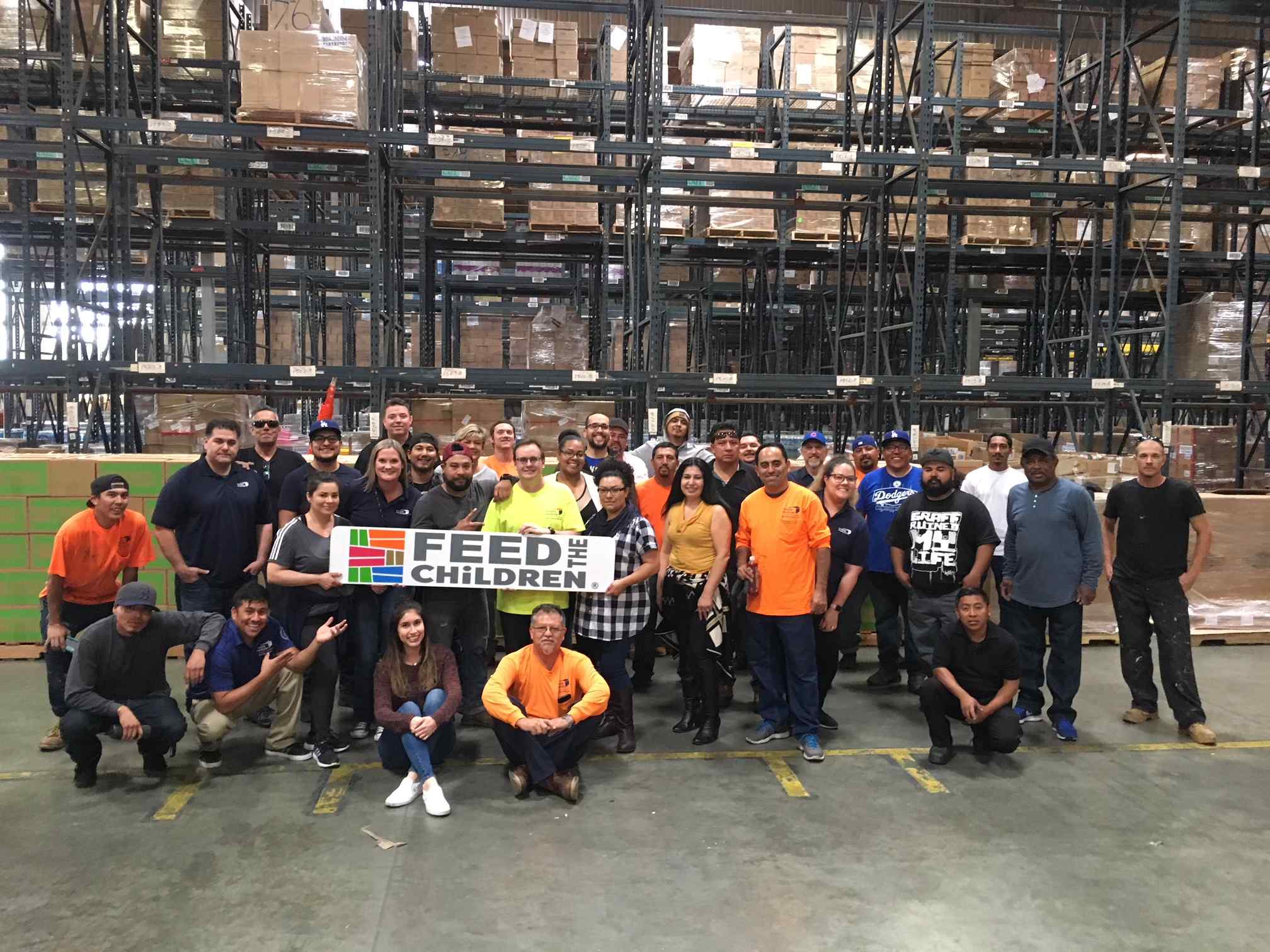 Mobile Modular's Southern California Team Volunteers at Feed the Children