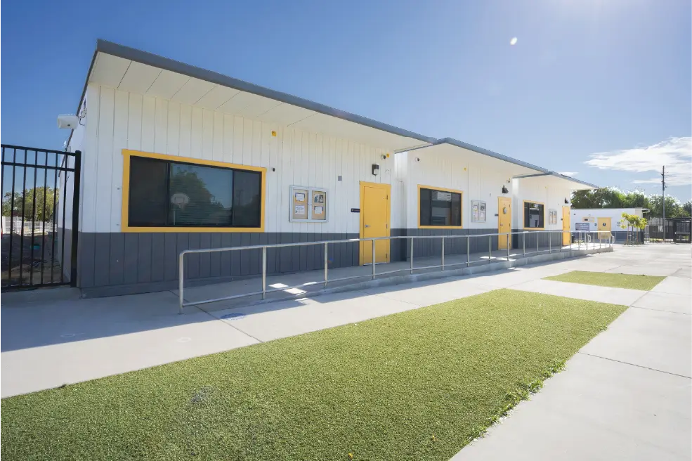 Rent, Lease or Purchase Modular Classroom Building Solutions