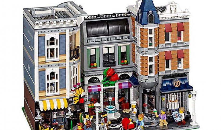 Living The Lego Dream – Seven Unforgettable Lego Modular Buildings