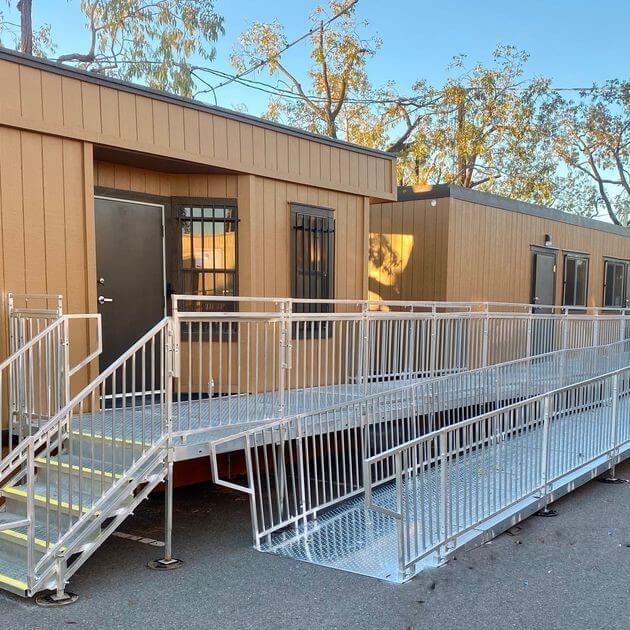 Mobile Modular commercial building with landing platform and stairs